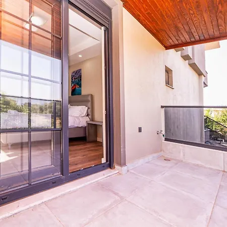 Villa Lux W Balcony Pool Sauna Garden In